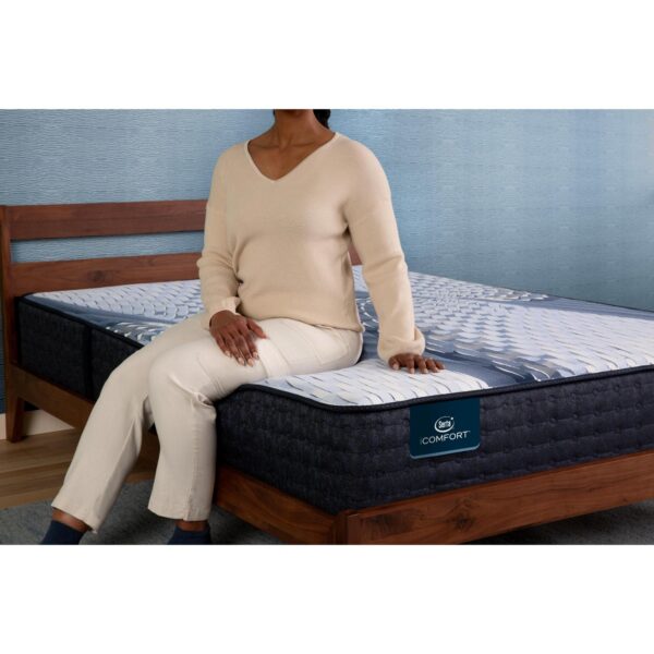 Serta iComfort Opera Medium Smooth Top Queen Mattress - Image 7