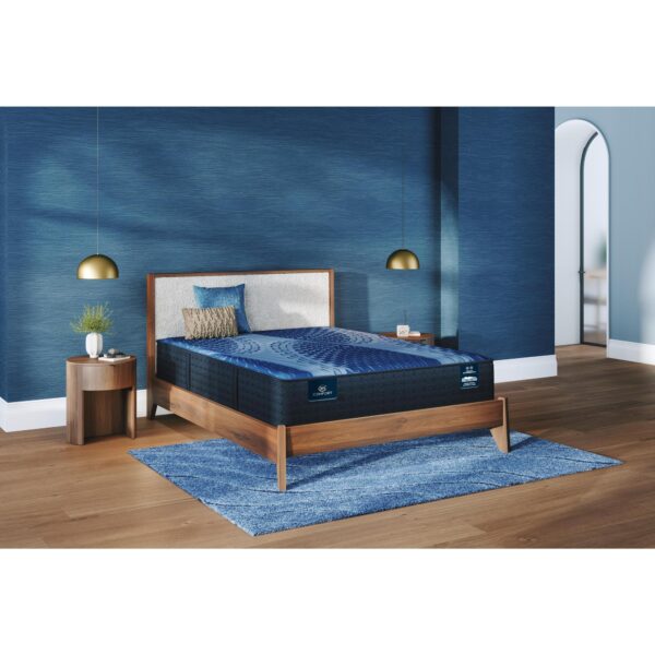 Serta iComfort Vista Firm Smooth Top Queen Mattress - Image 9